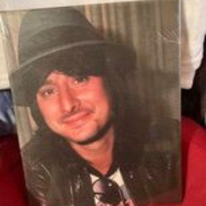 canvas picture of Steve Perry
